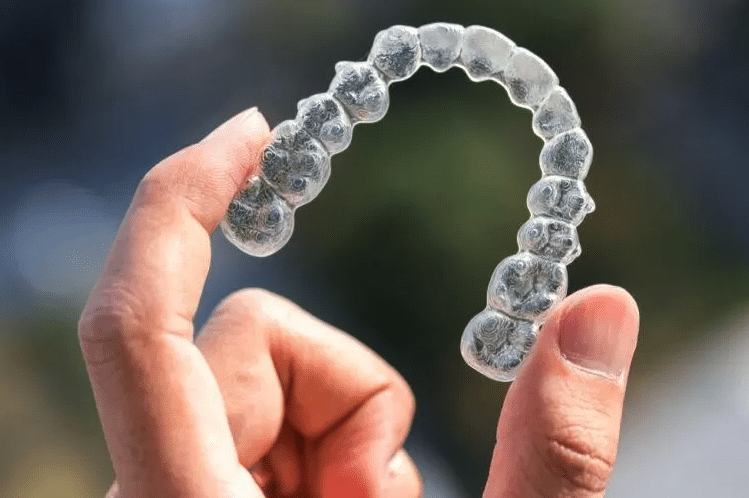 clear aligners clinton